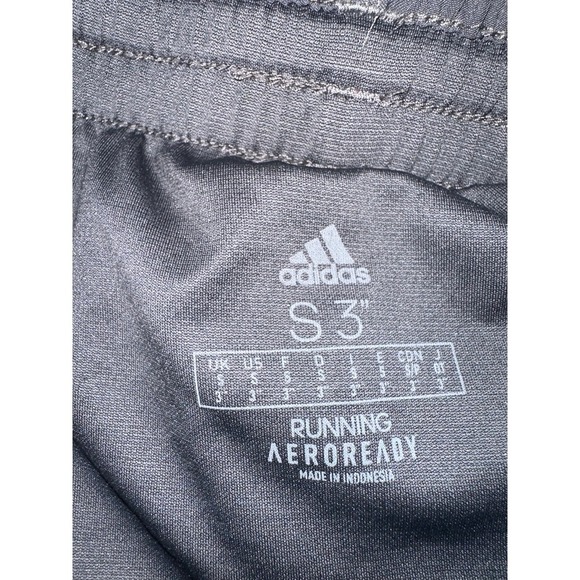 Women's Adidas running aeroready gray three striped shorts 3" lined Size small S - Picture 7 of 9